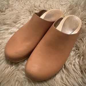 Bryr Worker Clog 9 (39) Natural